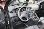 Peugeot 5008 2009 года